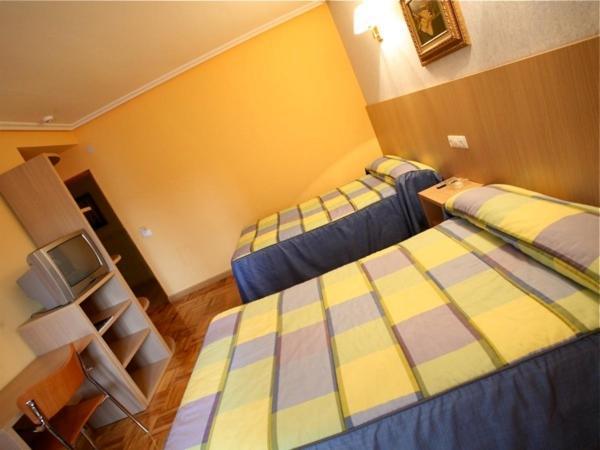 El Alfoz De Burgos Hotel Villagonzalo Pedernales Quarto foto